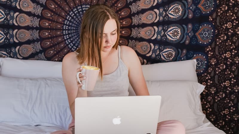 Illustrasjon til artikkel: Flyttemelding for studenter — Må du melde flytting?